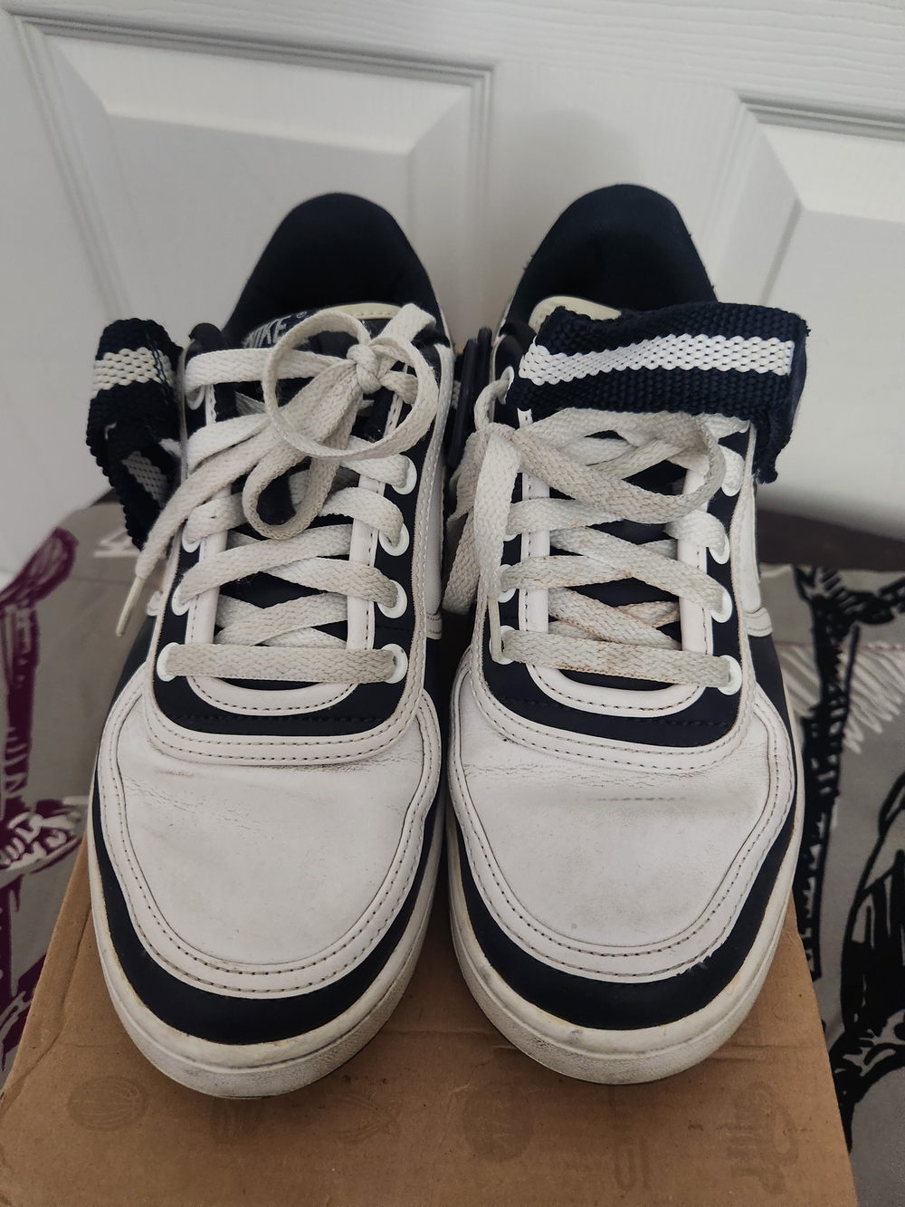 Nike White and Navy Casual Lace-Up Sneakers